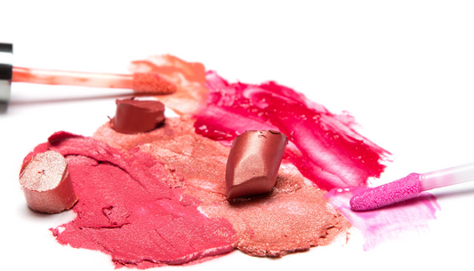 The Difference Between Lip Mud and Lipstick: Trending Makeup.